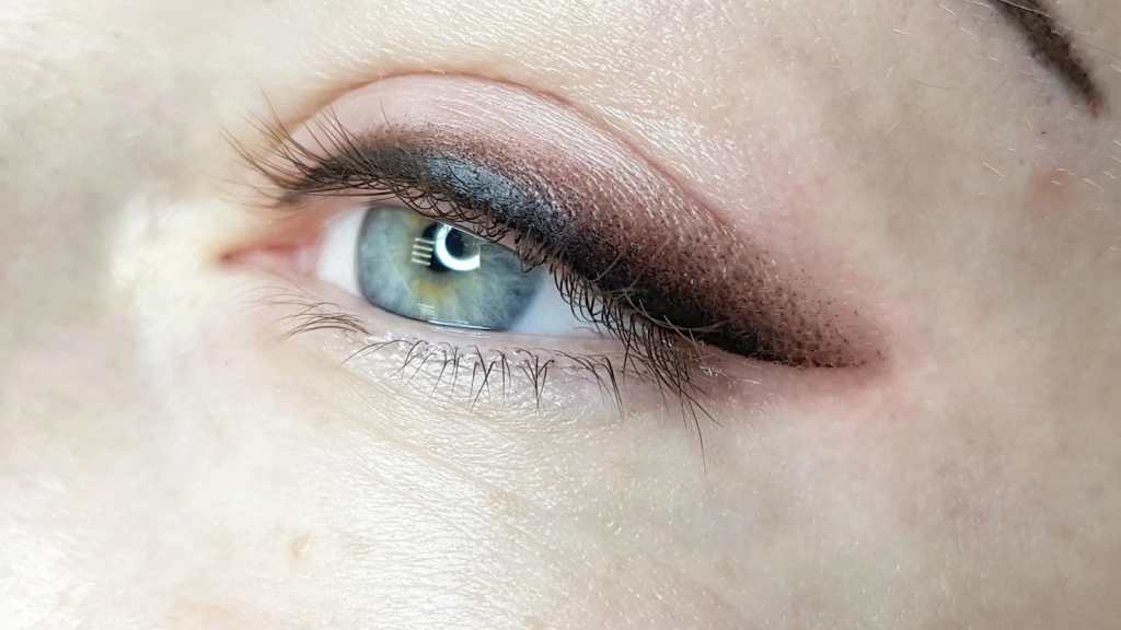 The Christian Writer|Achieve a Natural Look with Permanent Eyeliner in Brisbane
